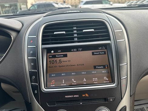 Used 2019 Lincoln Nautilus Reserve w/ Class II Trailer Tow Package AWD/4WD image 59