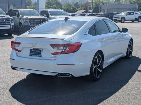 Used 2022 Honda Accord Sport image 6
