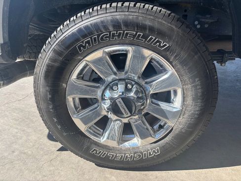 Used 2022 Ford F350 Platinum image 55