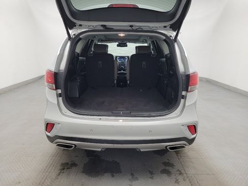 Used 2017 Hyundai Santa Fe Limited AWD/4WD image 29