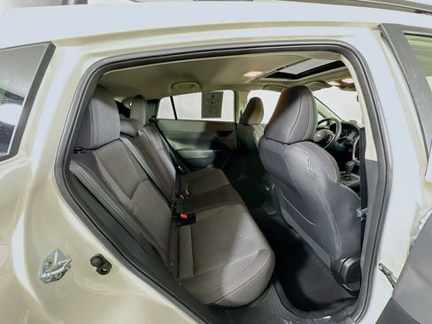 Used 2024 Subaru Crosstrek 2.0i Premium image 30