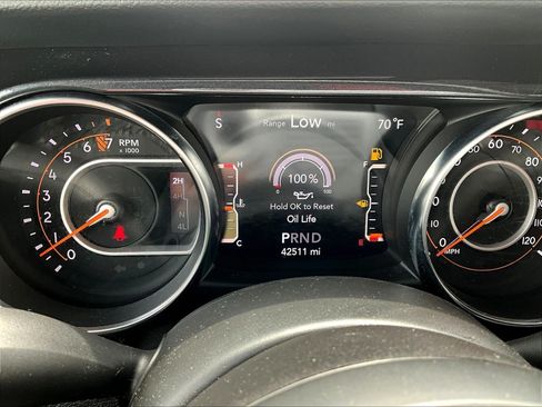 Used 2022 Jeep Wrangler Unlimited Sport AWD/4WD image 13