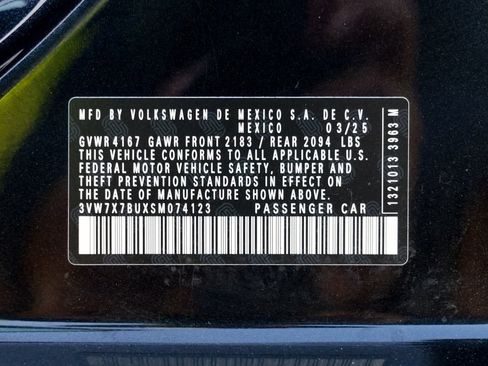Used 2025 Volkswagen Jetta SE w/ Sunroof Package FWD image 56