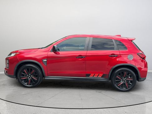 Used 2021 Mitsubishi Outlander Sport Black Edition FWD image 9