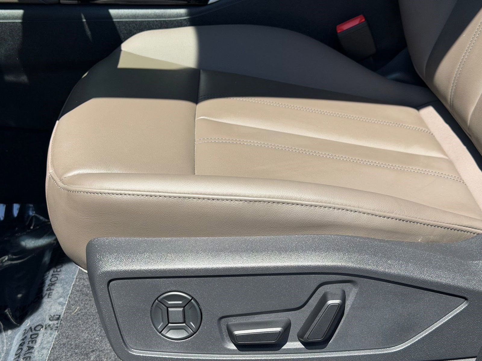 Used 2026 Audi Q5 Premium AWD/4WD image 14
