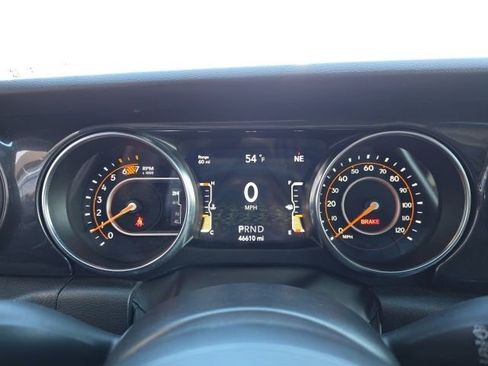 Used 2022 Jeep Wrangler Unlimited Sport image 12