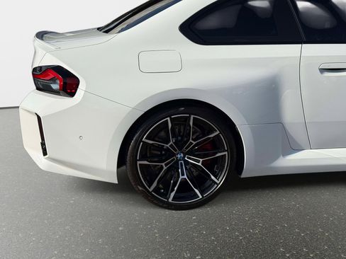 Used 2024 BMW M2 w/ Lighting Package image 17