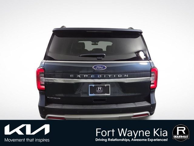 Used 2024 Ford Expedition Platinum AWD/4WD image 9