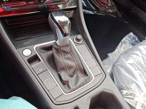 New 2026 Volkswagen Jetta SE image 17