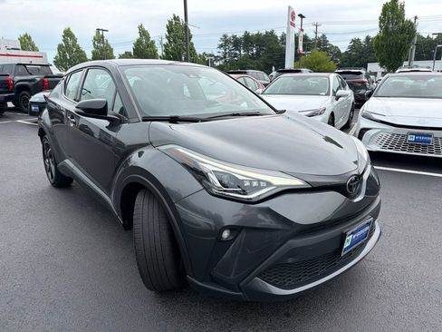 Certified 2021 Toyota C-HR Limited FWD image 3