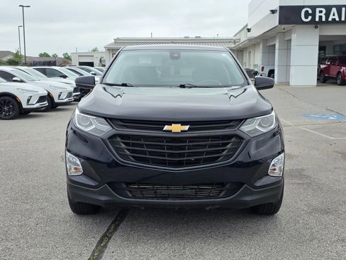 Used 2020 Chevrolet Equinox LT image 2