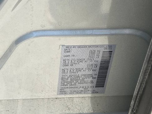 Used 2025 Nissan Pathfinder SV FWD image 15