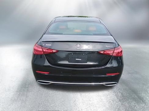 Used 2023 Mercedes-Benz C 300 4MATIC Sedan image 4