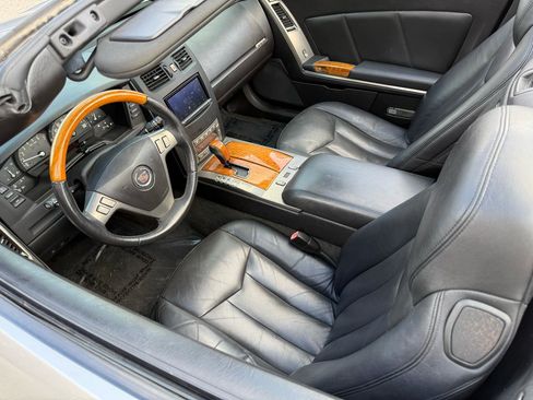 Used 2004 Cadillac XLR image 14