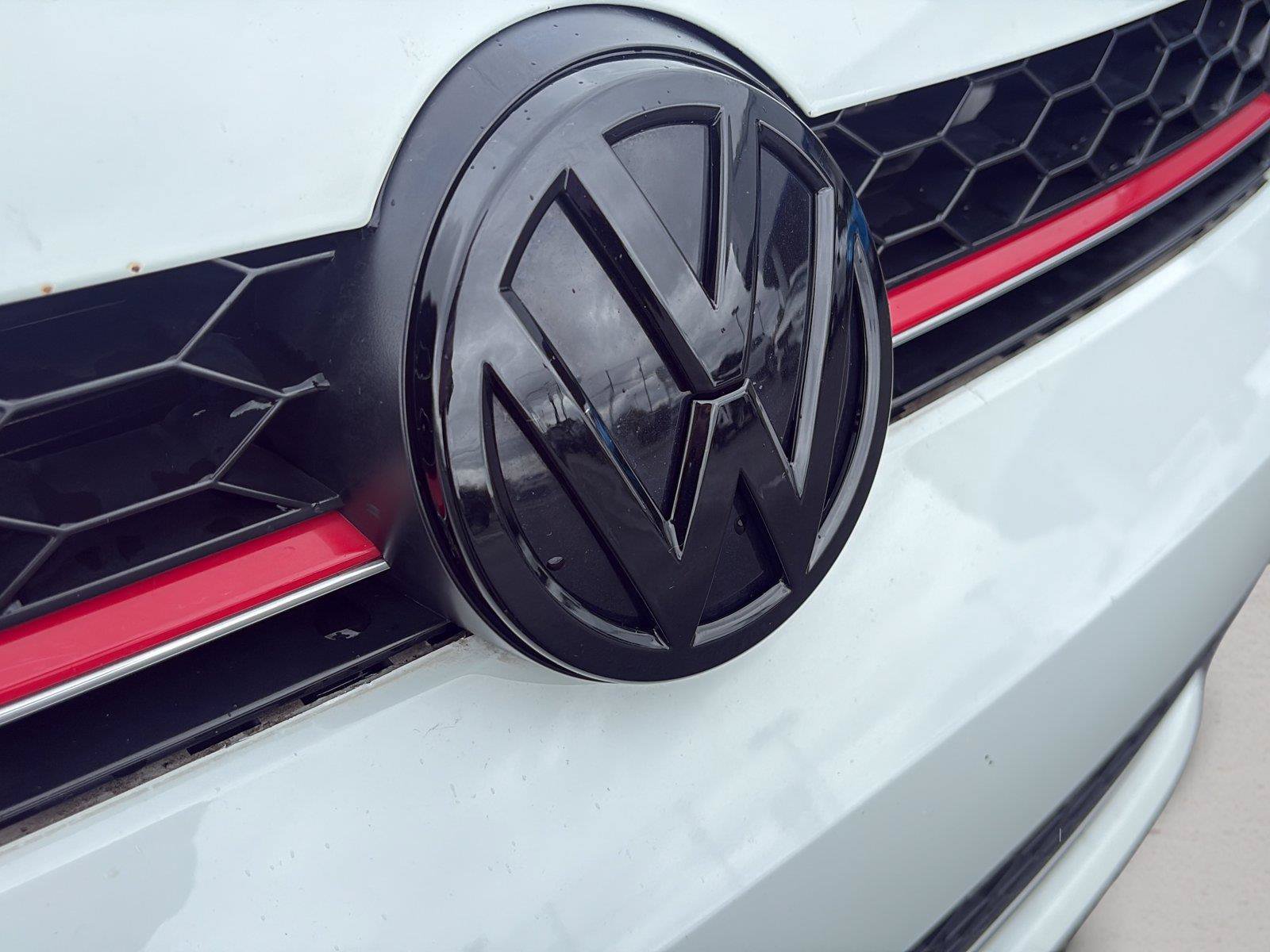 Used 2017 Volkswagen GTI SE FWD image 29