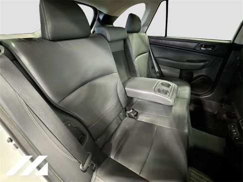 Used 2019 Subaru Outback 2.5i Limited w/ Popular Package #2 image 31