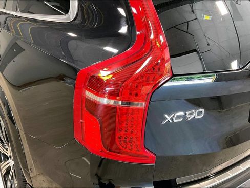 Certified 2023 Volvo XC90 B6 Ultimate w/ Protection Package Premier AWD/4WD image 24