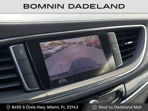 Used 2020 Buick Enclave Essence image 27