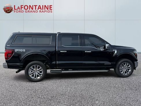 Used 2025 Ford F150 Lariat w/ Equipment Group 502A High AWD/4WD image 8