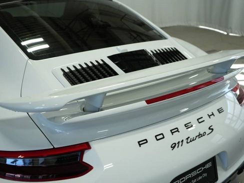 Used 2019 Porsche 911 Turbo S image 40