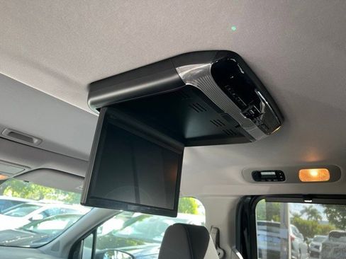 Used 2018 Honda Odyssey EX-L image 7