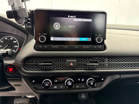 Used 2025 Honda HR-V Sport image 20