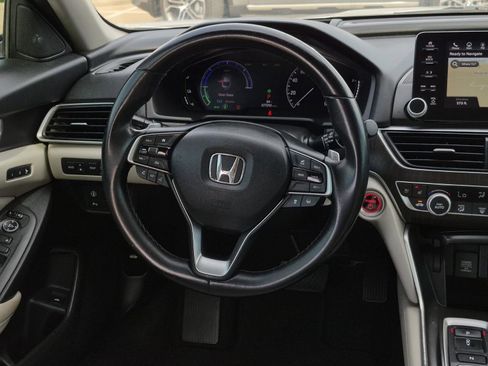 Used 2020 Honda Accord Touring image 19