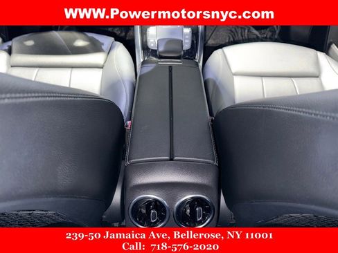 Used 2021 Mercedes-Benz GLA 250 4MATIC w/ Premium Package image 31