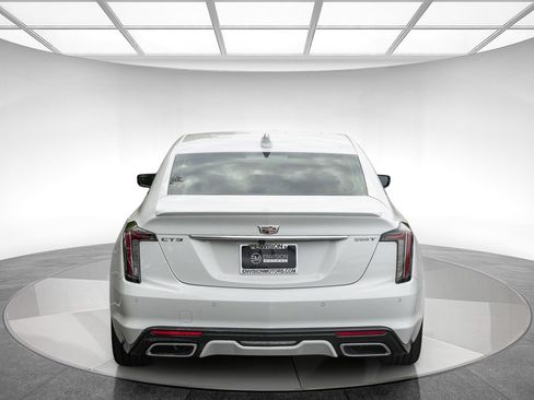 Used 2025 Cadillac CT5 Sport RWD image 3
