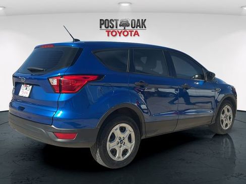 Used 2019 Ford Escape S image 7