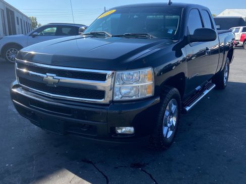 Used 2010 Chevrolet Silverado 1500 LTZ w/ Convenience Package image 1