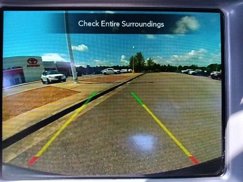 Used 2023 Dodge Charger SXT RWD image 22