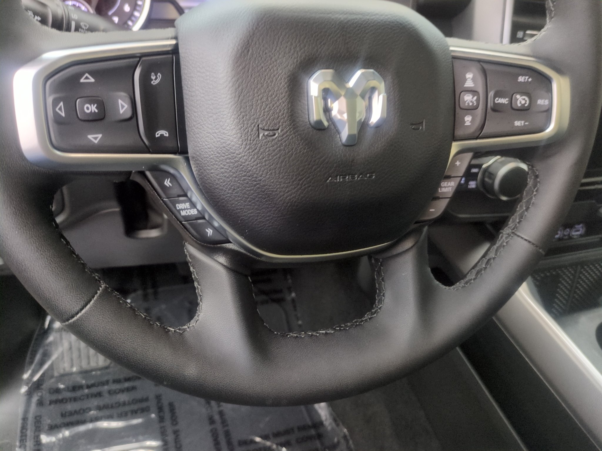 New 2027 RAM 1500 4x4 Crew Cab image 8