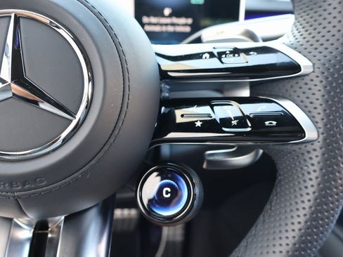 Used 2025 Mercedes-Benz S 63 AMG S image 24