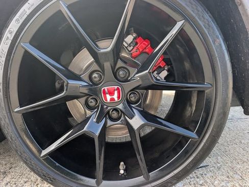 Used 2024 Honda Civic Type R image 7
