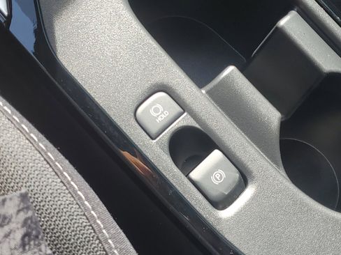 Used 2025 Toyota Corolla SE FWD image 29