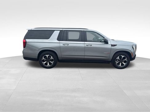Used 2026 GMC Yukon XL AT4 Ultimate w/ LPO, Floor Liner Package AWD/4WD image 7
