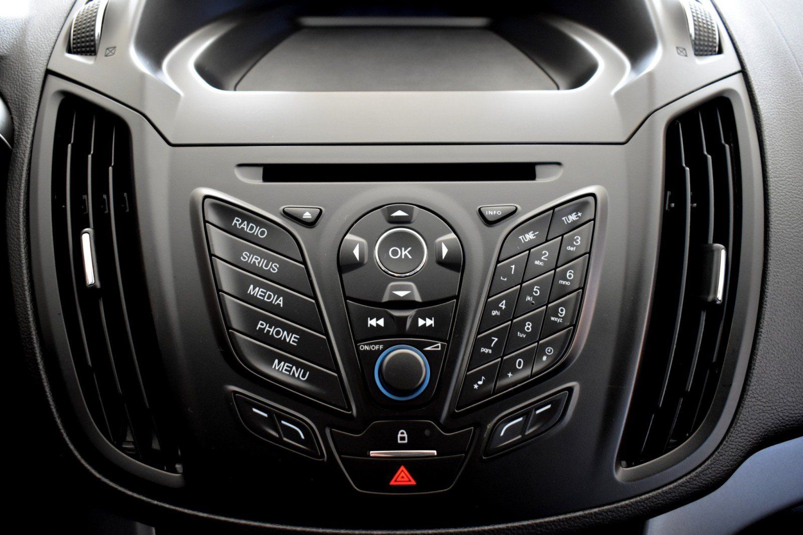 Used 2015 Ford Escape SE FWD image 19