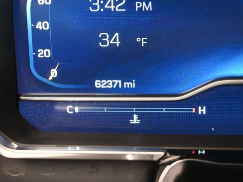 Used 2024 Chevrolet Silverado 2500 LTZ w/ LTZ Premium Package image 31