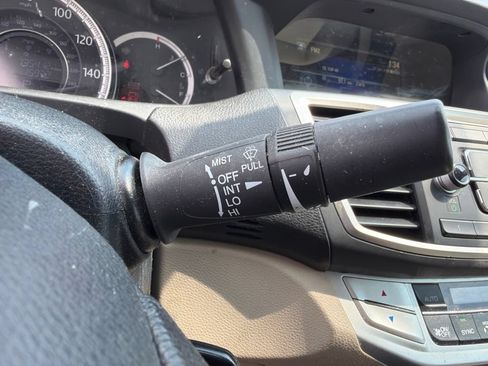 Used 2015 Honda Accord LX image 25