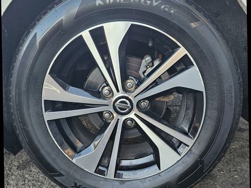 Used 2021 Nissan Sentra SV image 32