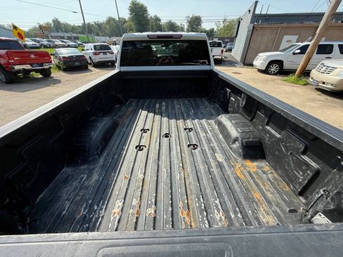 Used 2022 Chevrolet Silverado 3500 LT w/ Convenience Package image 18