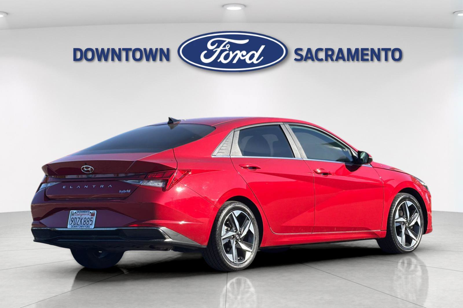 Used 2023 Hyundai Elantra Limited FWD image 7