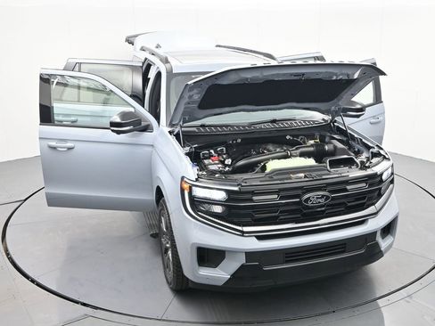 New 2025 Ford Expedition Max Platinum w/ Stealth Performance Package image 37