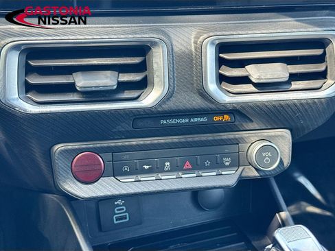 Used 2024 Ford Mustang Premium image 18