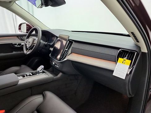 New 2026 Volvo XC90 T8 Ultra w/ Protection Package Premier AWD/4WD image 13