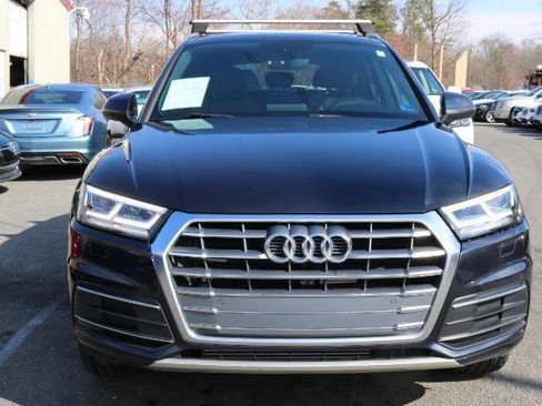 Used 2019 Audi Q5 2.0T Premium Plus w/ Premium Plus Package image 2