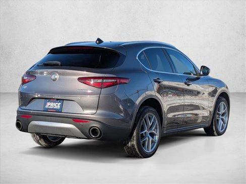 Used 2019 Alfa Romeo Stelvio Ti image 5