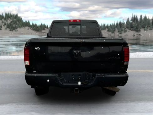 Used 2018 RAM 2500 Power Wagon w/ Leather & Luxury Group image 4