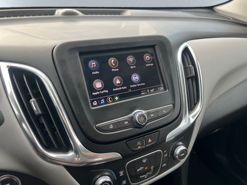 Used 2022 Chevrolet Equinox LS image 14